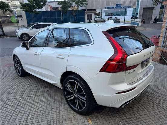 VOLVO-XC60-2.0 T5 GASOLINA R-DESIGN AWD GEARTRONIC VOLVO-XC60-2017
