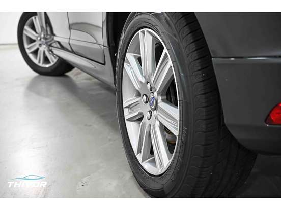 VOLVO-XC60-2016