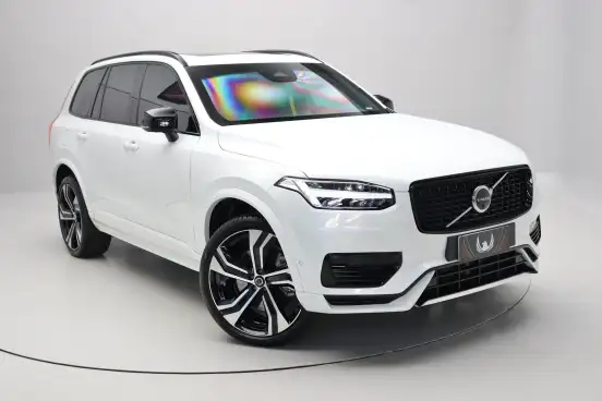 VOLVO-XC90-2024