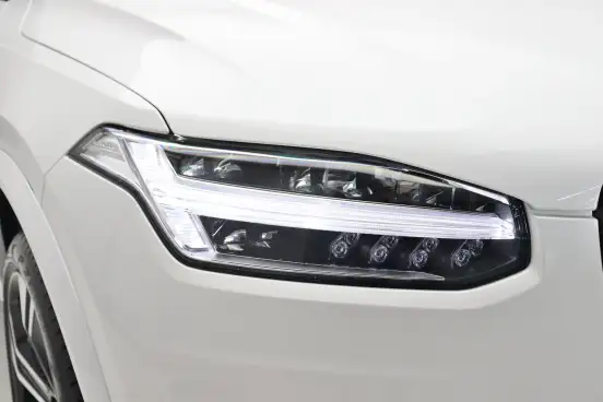 VOLVO-XC90-2024