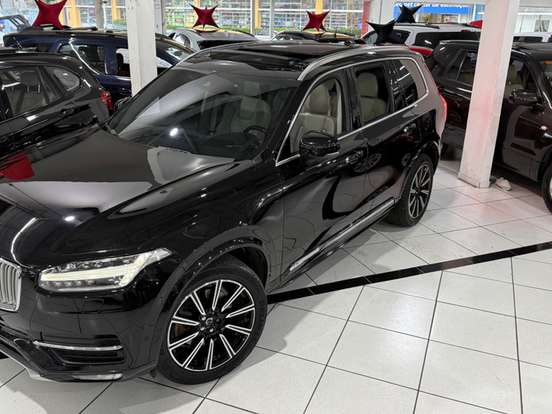 VOLVO-XC90-2.0 D5 DIESEL INSCRIPTION AWD GEARTRONIC VOLVO-XC90-2017