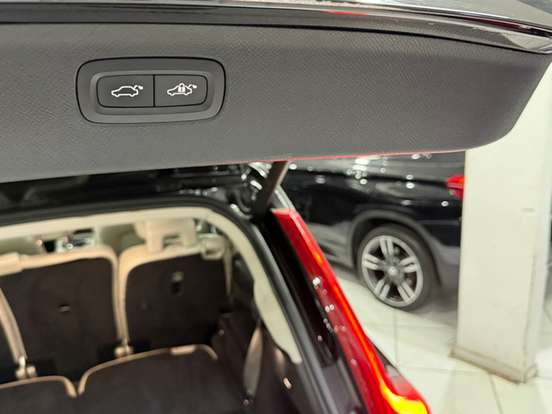 VOLVO-XC90-2.0 D5 DIESEL INSCRIPTION AWD GEARTRONIC VOLVO-XC90-2017