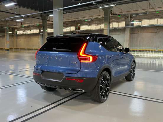 VOLVO-XC40-2.0 T5 GASOLINA EDIÇÃO ESPECIAL AWD GEARTRONIC VOLVO-XC40-2019