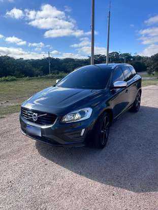 VOLVO-XC60-2015