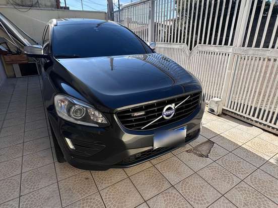 VOLVO-XC60-2.0 T5 R DESIGN TURBO GASOLINA 4P AUTOMÁTICO VOLVO-XC60-2015