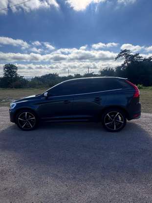 VOLVO-XC60-2015