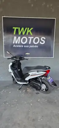 YAMAHA-FLUO 125 ABS-2022