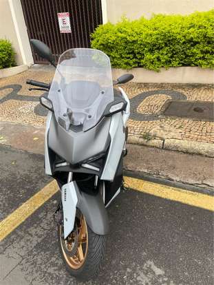 YAMAHA-XMAX 300 CONNECTED ABS-2025