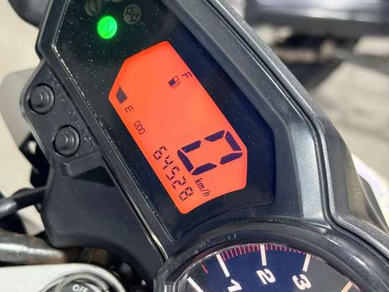 YAMAHA-YS 250 FAZER YAMAHA-YS 250 FAZER-2012