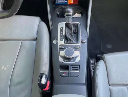 AUDI-A3-2020