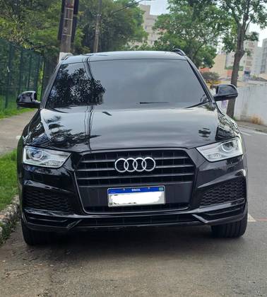 AUDI Q3 1.4 TFSI BLACK EDITION FLEX 4P S TRONIC