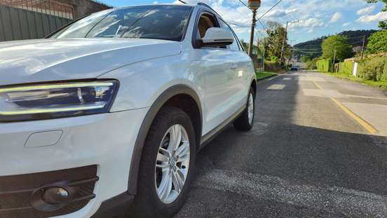 AUDI-Q3-2013