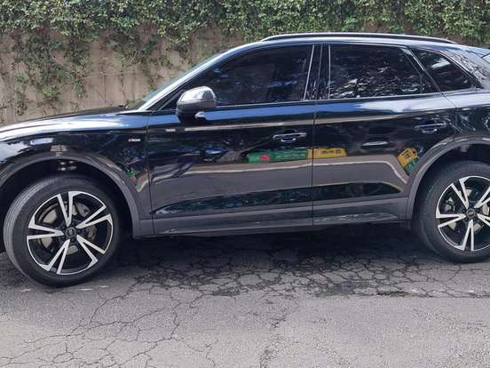 AUDI-Q5-2.0 45 TFSI GASOLINA S LINE BLACK QUATTRO S TRONIC AUDI-Q5-2023