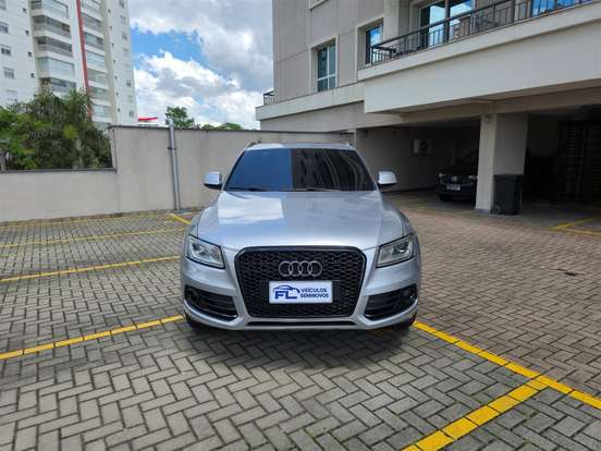 AUDI-Q5-2015