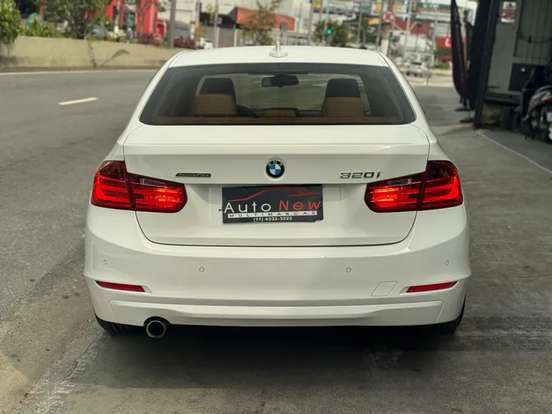 BMW-320i-2.0 16V TURBO ACTIVE FLEX 4P AUTOMÁTICO BMW-320i-2014