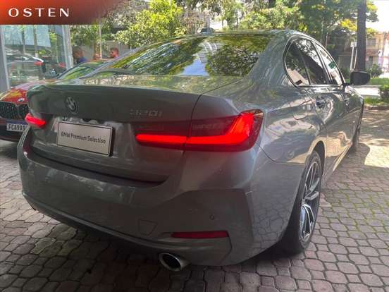 BMW-320i-2024