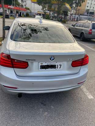 BMW-320i-2014