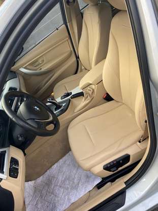 BMW-320i-2014