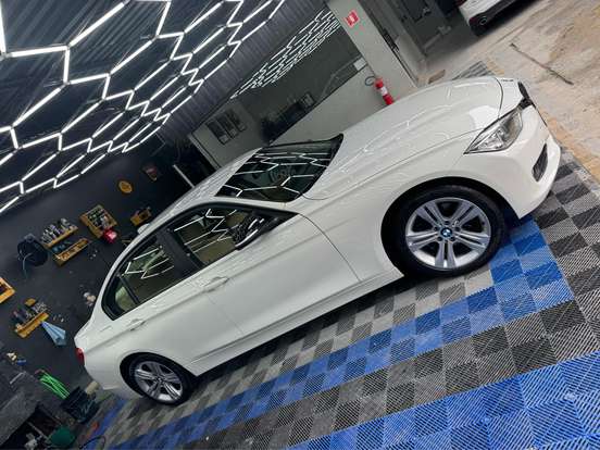 BMW-320i-2.0 SPORT GP 16V TURBO GASOLINA 4P AUTOMÁTICO BMW-320i-2013