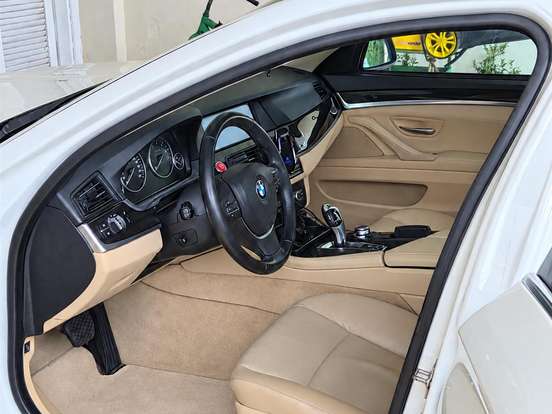 BMW-535i-3.0 SEDAN 6 CILINDROS 24V TURBO GASOLINA 4P AUTOMÁTICO BMW-535i-2010