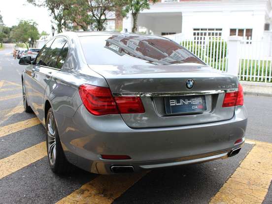 BMW-750Li-4.4 V8 32V ACTIVEHYBRID AUTOMÁTICO BMW-750Li-2010