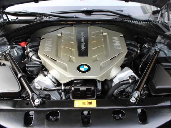 BMW-750Li-4.4 V8 32V ACTIVEHYBRID AUTOMÁTICO BMW-750Li-2010