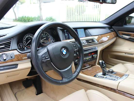 BMW-750Li-4.4 V8 32V ACTIVEHYBRID AUTOMÁTICO BMW-750Li-2010