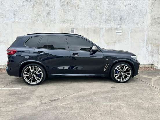 BMW-X5-2018
