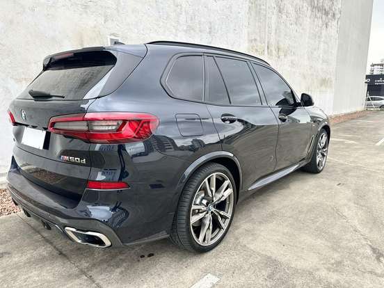 BMW-X5-2018