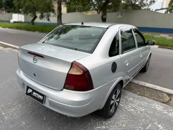 CHEVROLET-CORSA-2002