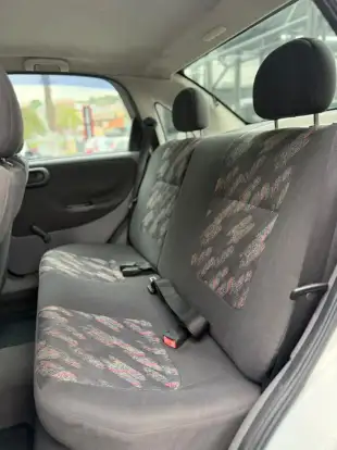 CHEVROLET-CORSA-2002