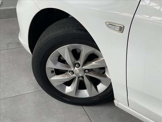 CHEVROLET-ONIX-2022