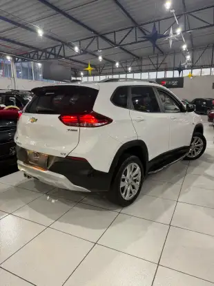 CHEVROLET-TRACKER-2020