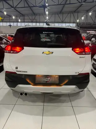 CHEVROLET-TRACKER-2020