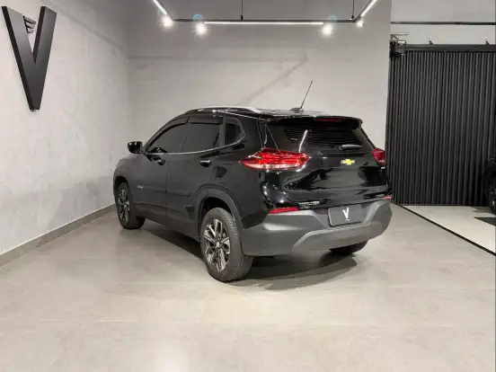 CHEVROLET-TRACKER-2023