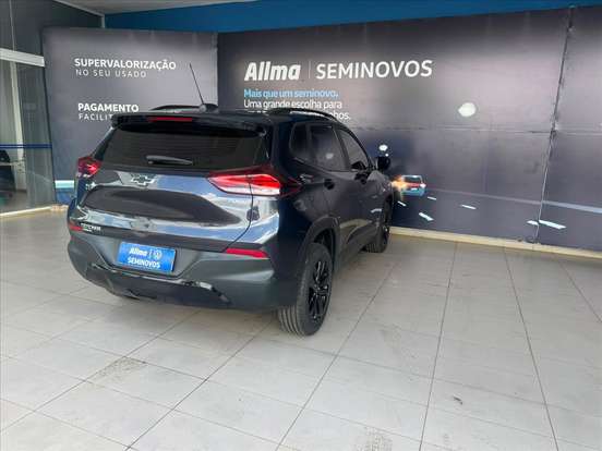 CHEVROLET-TRACKER-2023