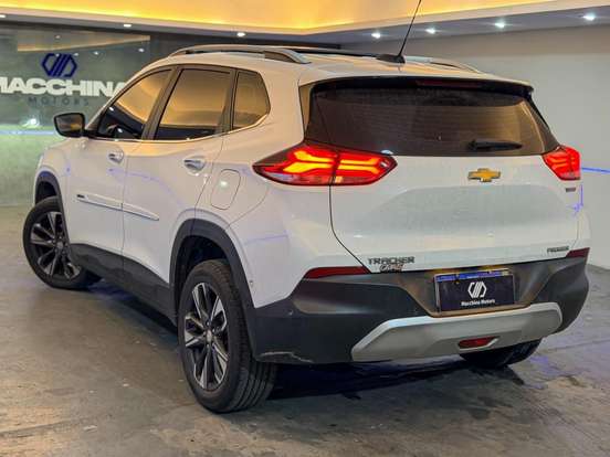 CHEVROLET-TRACKER-2020