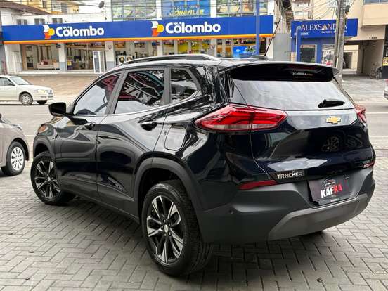 CHEVROLET-TRACKER-2023