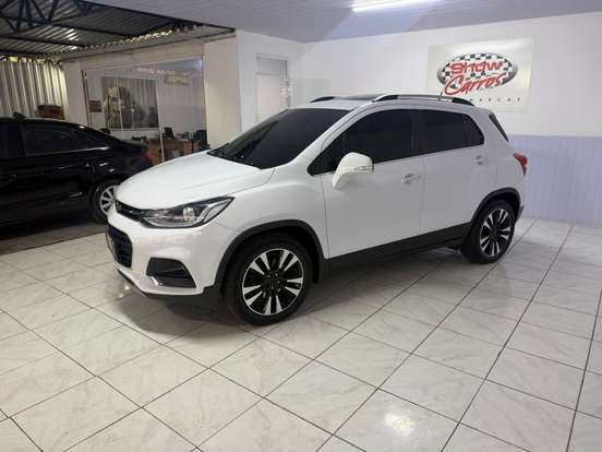 CHEVROLET-TRACKER-2017