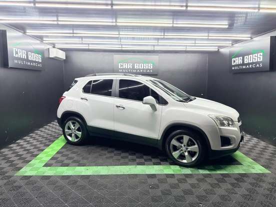 CHEVROLET-TRACKER-2014