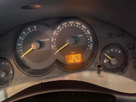 CHEVROLET-CLASSIC-1.0 MPFI LS 8V FLEX 4P MANUAL CHEVROLET-CLASSIC-2011