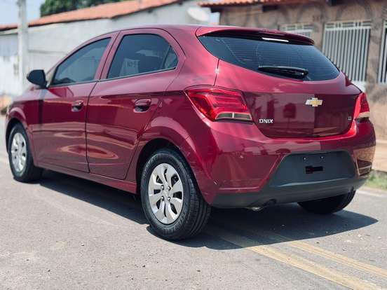 CHEVROLET-ONIX-2019