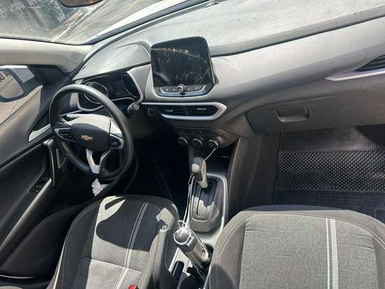 CHEVROLET-TRACKER-2023