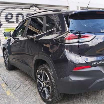 CHEVROLET-TRACKER-2025