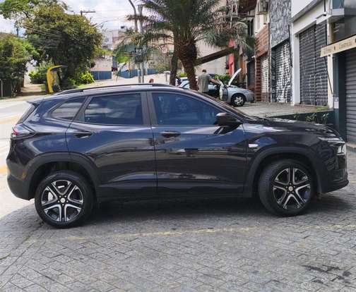 CHEVROLET-TRACKER-2025
