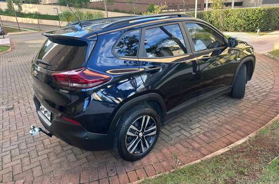 CHEVROLET-TRACKER-2024
