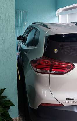 CHEVROLET-TRACKER-2020