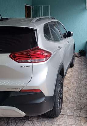 CHEVROLET-TRACKER-2020