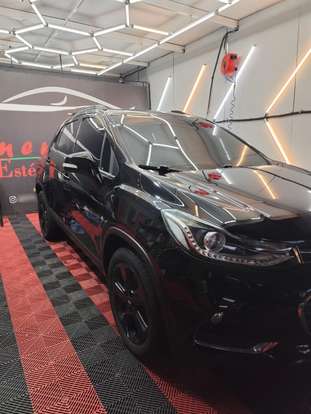 CHEVROLET-TRACKER-2018