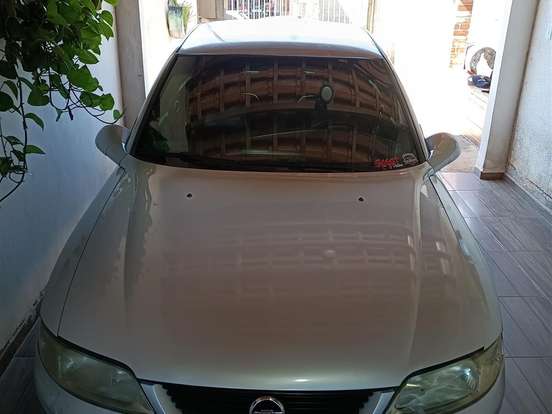 CHEVROLET-VECTRA-2.2 SFI GLS 16V GASOLINA 4P AUTOMÁTICO CHEVROLET-VECTRA-2000